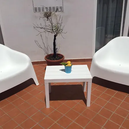 Panoramic Terrazza Srl 4* נאפולי