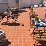 Panoramic Terrazza Srl 4* Neapol